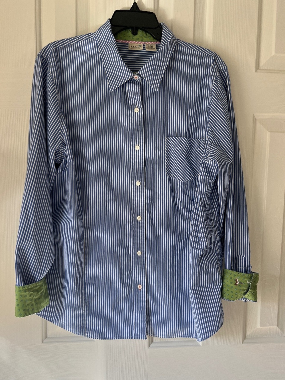 LL Bean Shirt Womens X-Large Top Blue White Striped Button Up Flip Cuff